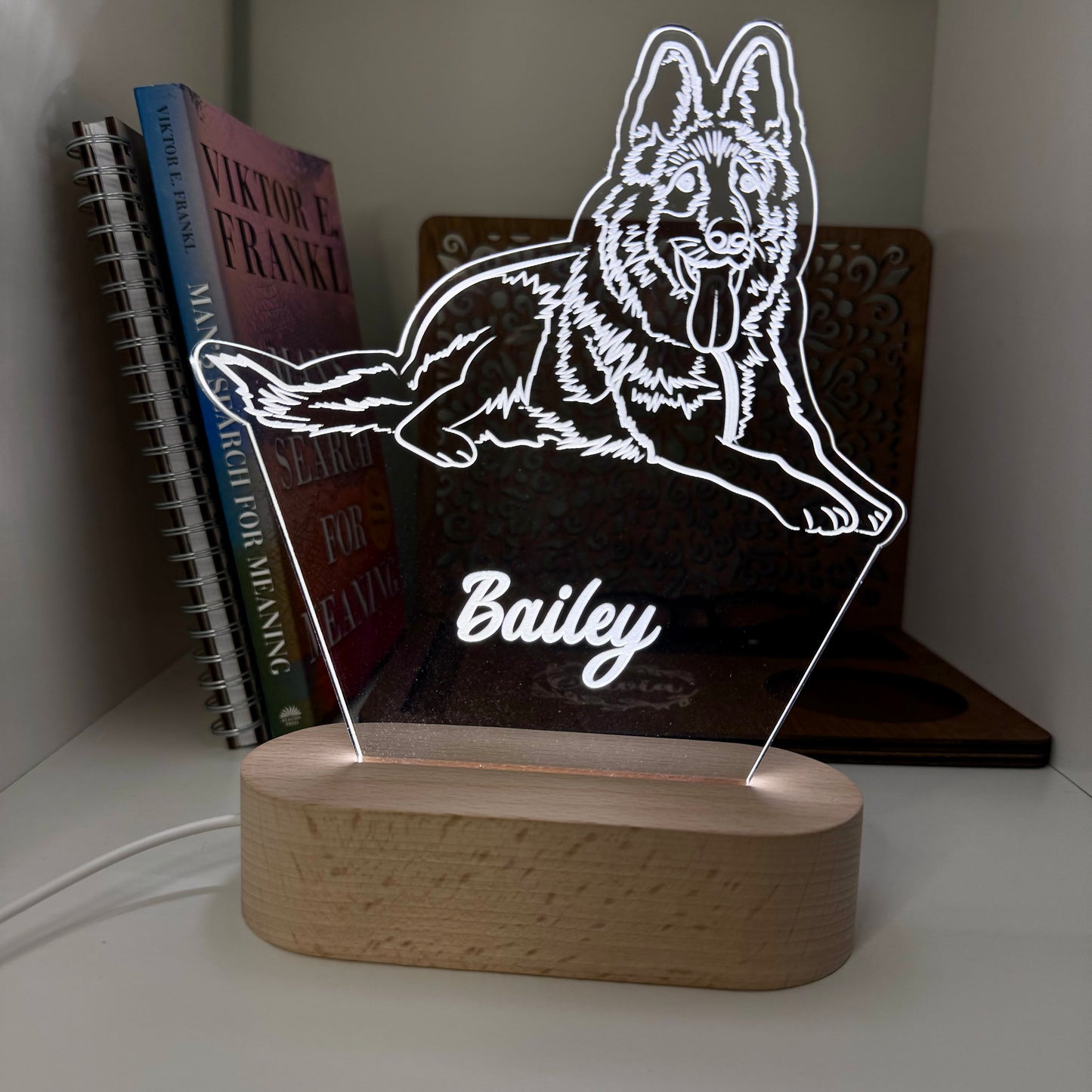 Custom LED Night Light for Pet Lovers – Personalized with Your Pet's Photo & Name!