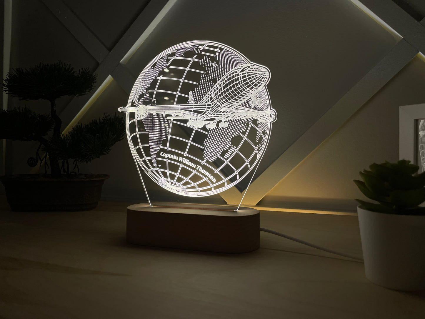 Airplane Custom Award, a gift for a pilot, a custom lamp for an airplane captain