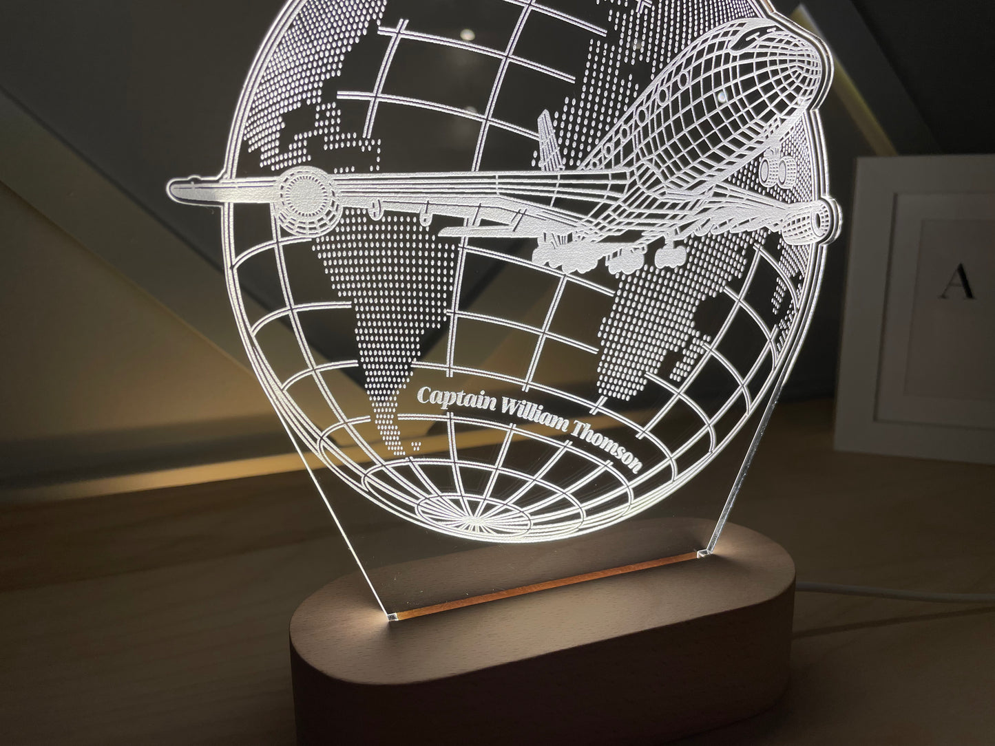 Airplane Custom Award, a gift for a pilot, a custom lamp for an airplane captain